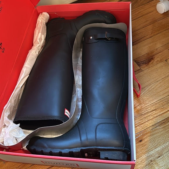 Hunter Black Tall Rain Boots - Picture 5 of 6